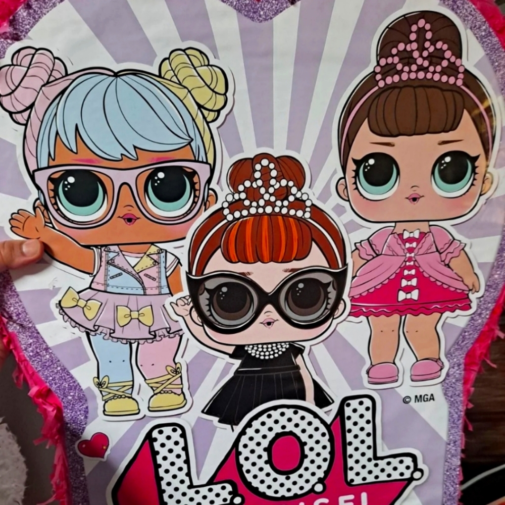 L.o.l piñata